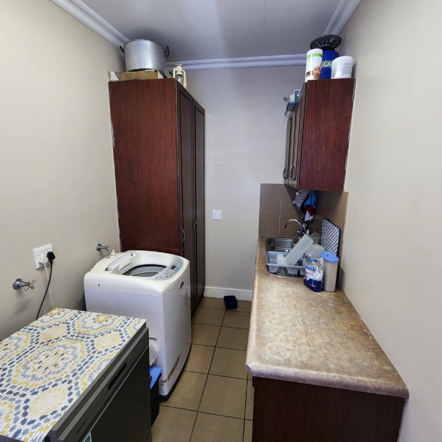 4 Bedroom Property for Sale in Dana Bay Western Cape